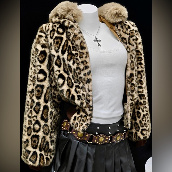 Hello Gorgeous! Leopard Faux Fur Hooded Outerwear - Brown - Picture 3 of 8